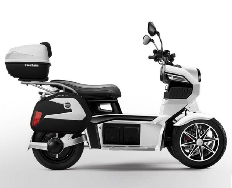 Электроскутер Doohan iTank EV3 Pro 1500w White Электроскутер Doohan iTank EV3 Pro 1500w White
